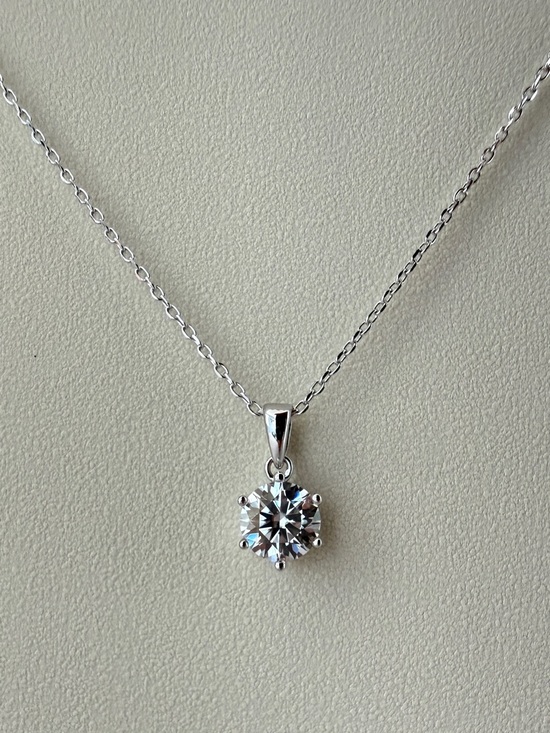 Jewelry - S925 Solitaire Moissanite Diamond Pendant Necklace